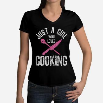 Cook Just A Girl Who Loves Cooking Chef Vintage Women V-Neck T-Shirt | Crazezy