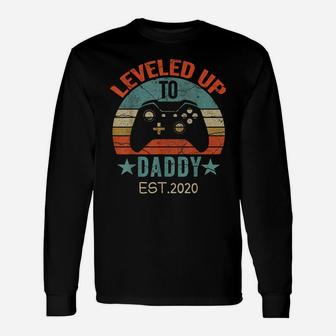 Promoted To Daddy Est2020 Vintage Men Leveled Up To Daddy Unisex Long Sleeve | Crazezy