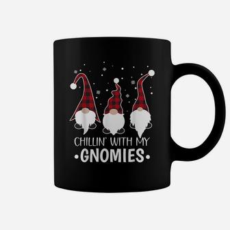 Chillin With My Gnomies Buffalo Plaid Gnome Christmas Pajama Coffee Mug | Crazezy DE