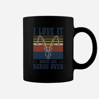 Vintage Fishing I Love It When She Bends Over Coffee Mug | Crazezy AU