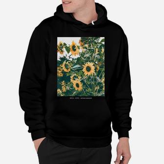 Floral Sunflower Streetwear Aesthetic Fashion Graphic Tee Hoodie | Crazezy