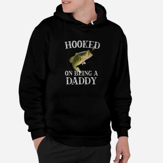 Mens Hooked On Being A Daddy Fathers Day Fishing Quote Gift Premium Hoodie | Crazezy UK
