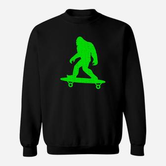 Kids Funny Bigfoot Skateboard Skater Cool Boy Gift Sweatshirt | Crazezy DE