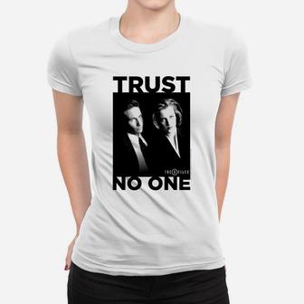 The X-Files Trust No One Poster Women T-shirt | Crazezy