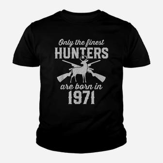 Gift For 49 Year Old Deer Hunter 49Th Birthday 1971 Hunting Youth T-shirt | Crazezy