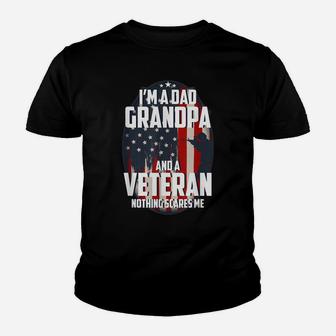 I Am A Dad Grandpa And A Veteran Nothing Scares Me Usa Gift Youth T-shirt | Crazezy DE