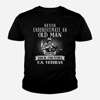 Never Underestimate An Old Man Funny Us Veteran Men Youth T-shirt | Crazezy UK