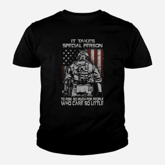 Veteran 365 It Takes Special Person To Risk So Much Veteran Youth T-shirt | Crazezy