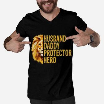 Lion Dad Funny Husband Daddy Protector Hero Fathers Day Men V-Neck Tshirt | Crazezy DE