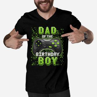 Mens Dad Of The Birthday Boy Matching Video Gamer Birthday Party Men V-Neck Tshirt | Crazezy
