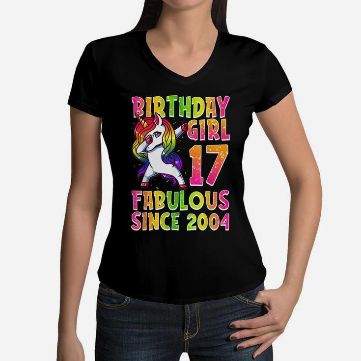 17Th Birthday Girl Dabbing Unicorn 17 Years Old Party Gift Women V-Neck T-Shirt