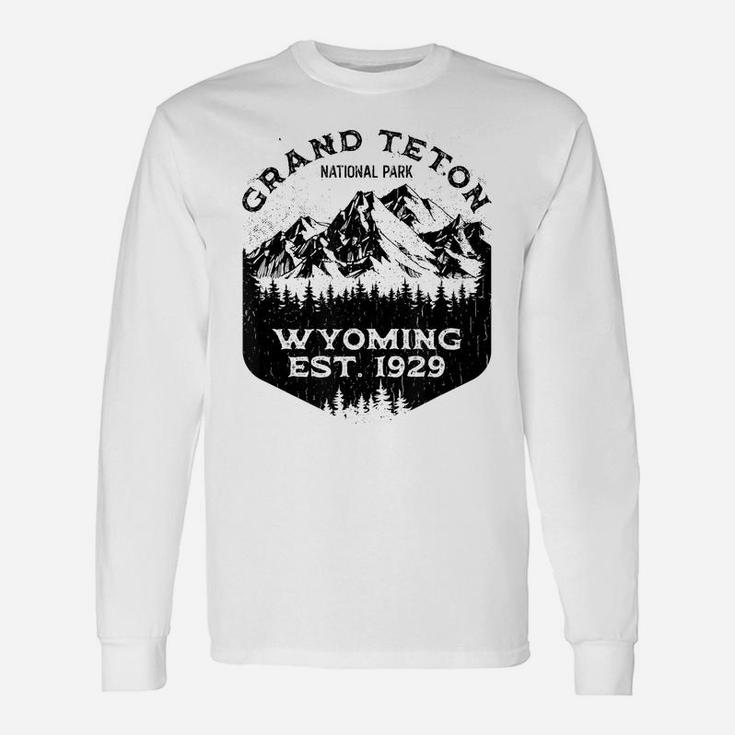 Grand Teton Wyoming Vintage Badge Fishing Hunting Camping Unisex Long Sleeve