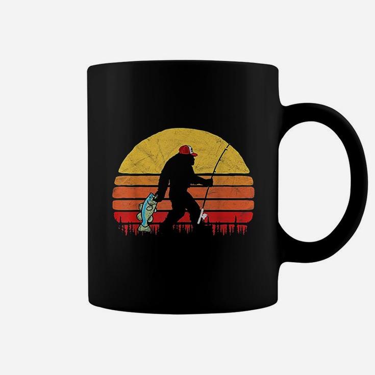 Bass Fishing Bigfoot In Trucker Hat Funny Vintage Sun Coffee Mug