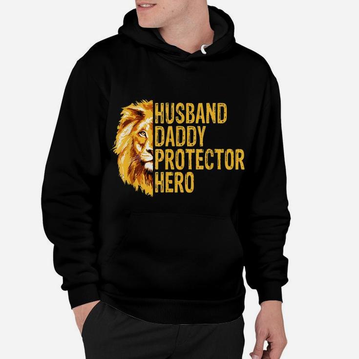 Lion Dad Funny Husband Daddy Protector Hero Fathers Day Hoodie