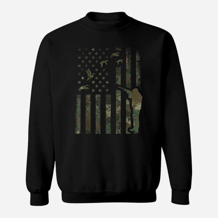 Duck Hunting Camo Men Camouflage Hunter Gift American Flag Sweatshirt