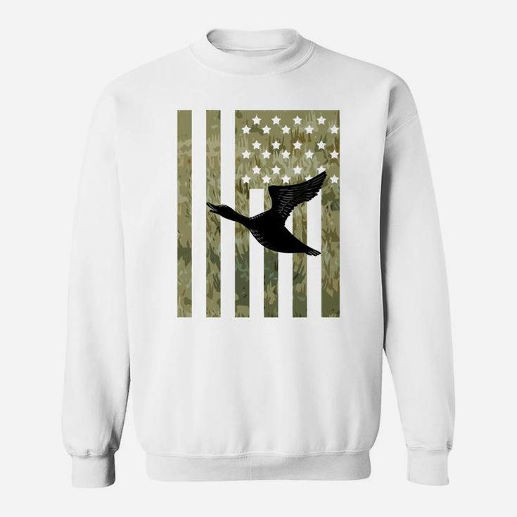 Duck Grass American Flag Bird Waterfowl Hunting Hunter Gift Sweatshirt