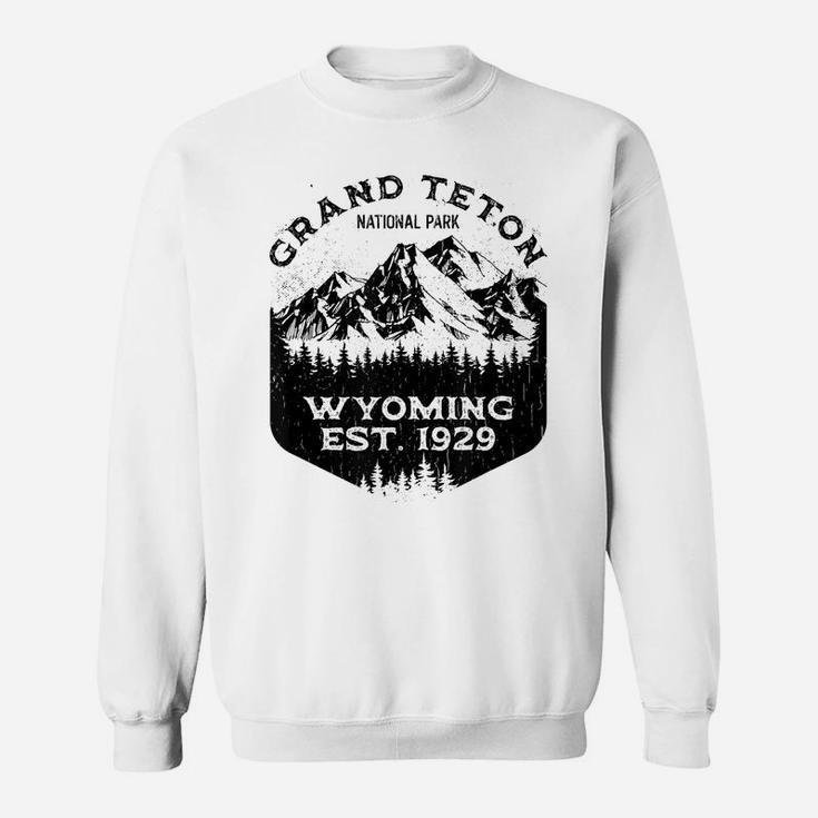 Grand Teton Wyoming Vintage Badge Fishing Hunting Camping Sweatshirt