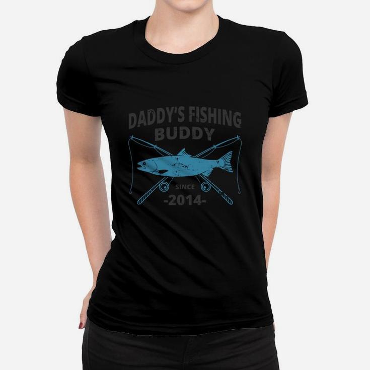 Kids Daddys Fishing Buddy Since 2014 4th Birthday Fishing Gift Women T-shirt