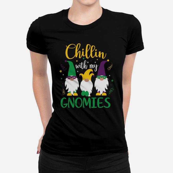 Mardi Gras Chillin With My Gnomies Cute Gnome Carnival Women T-shirt