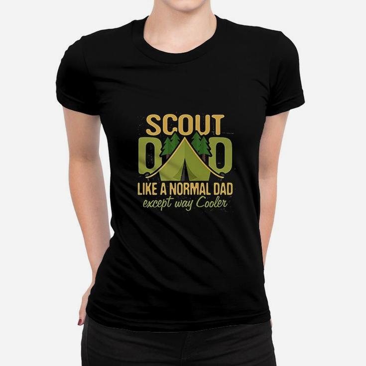 Scout Dad Cub Leader Boy Camping Scouting Women T-shirt