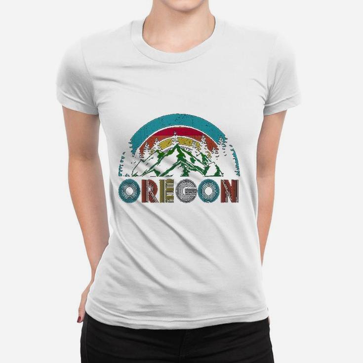 Oregon Mountains Outdoor Camping Hiking Gift Women T-shirt