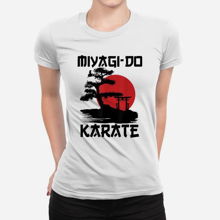 Retro Vintage Miyagi-Do Karate Life Bonsai Tree Martial Arts Women T-shirt