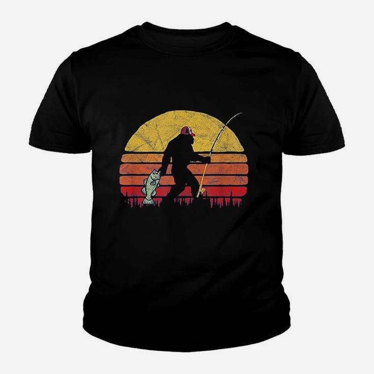 Bass Fishing Funny Bigfoot In Trucker Hat Retro Graphic Youth T-shirt