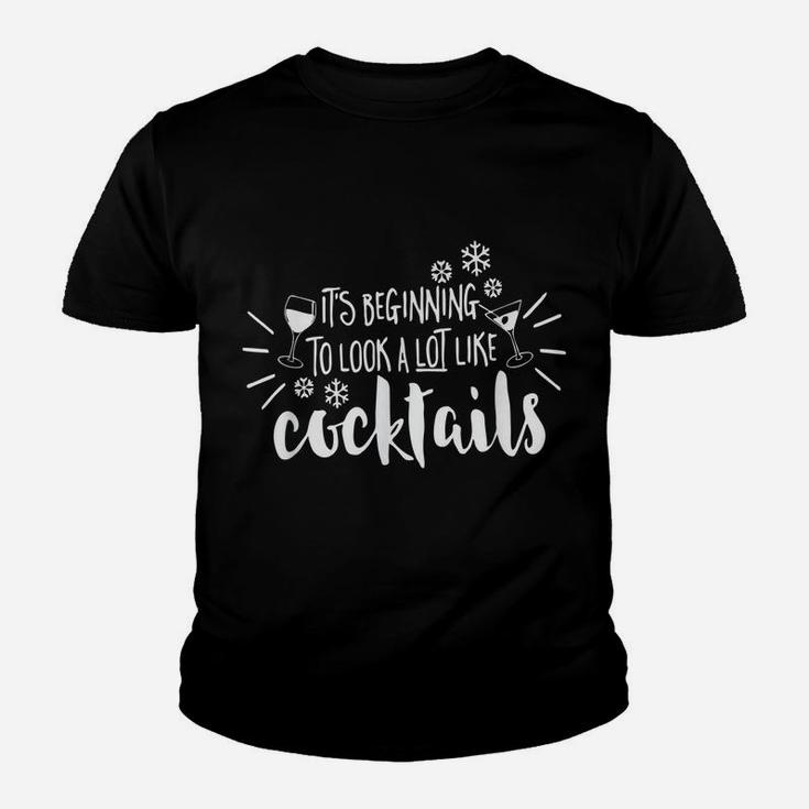 It's Beginning To Look A Lot Like Cocktails | Christmas Youth T-shirt