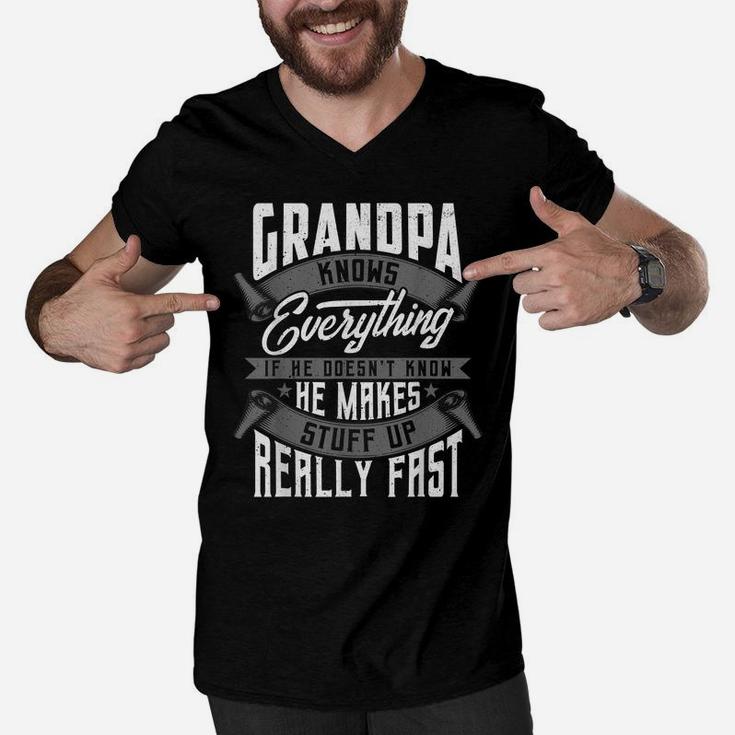 Mens Grandpa Knows Everything Funny Grandpa Fathers Day Gifts Men V-Neck Tshirt