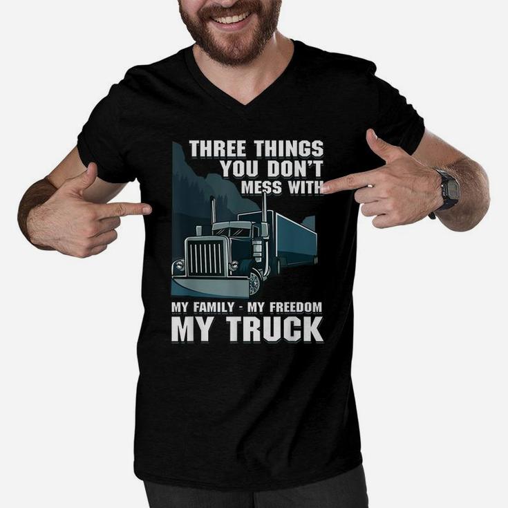 Trucker Dad Truck Driver Father Don't Mess With My Family Men V-Neck Tshirt
