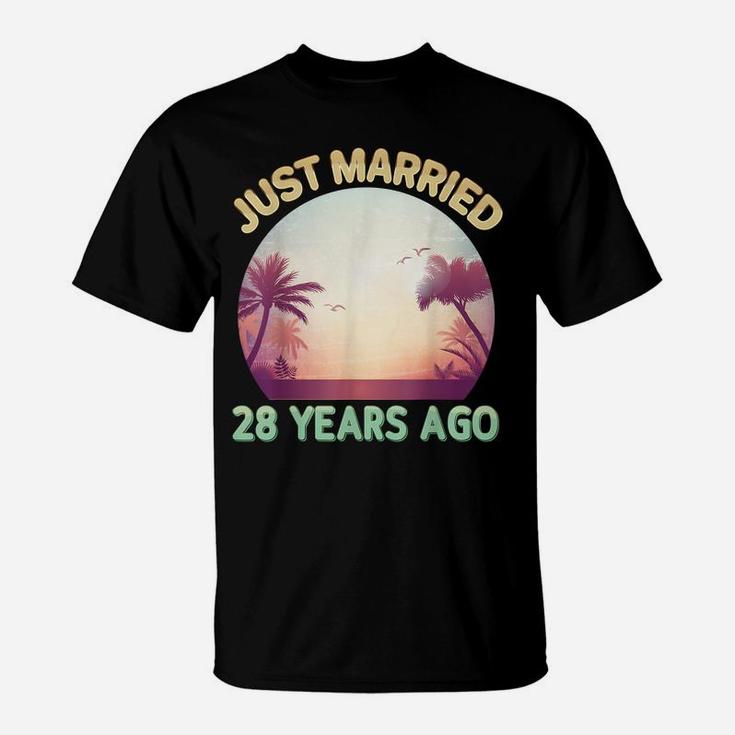 Just Married 28 Years Ago Happy 28Th Wedding Anniversary T-Shirt